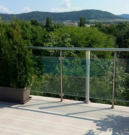 Avenue Hisarya