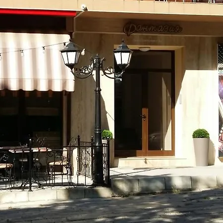 Avenue * Hisarya